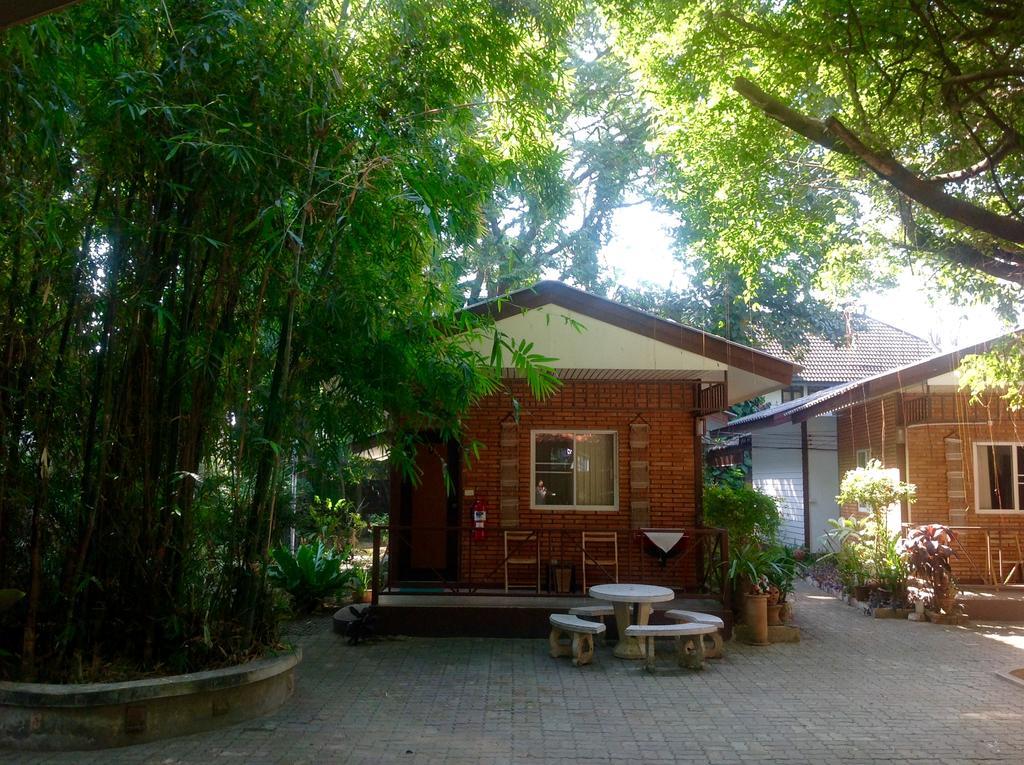 The Pub Guesthouse Chiang Mai Exterior foto